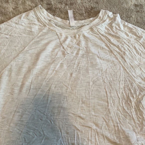 Fabletics crop top - Picture 2 of 2